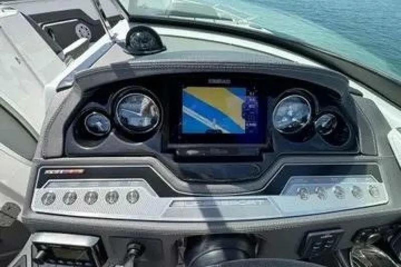 Slide: The Image of Monterey 275SS 2023 - 5575429