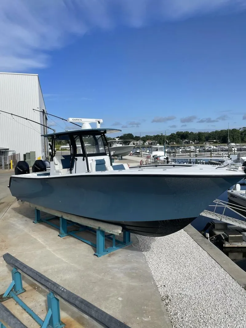 The Image of Front Runner 33 2023 - 5575437