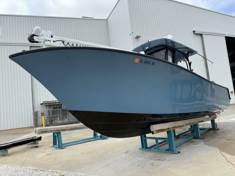 Slide: The Image of Front Runner 33 2023 - 5672585