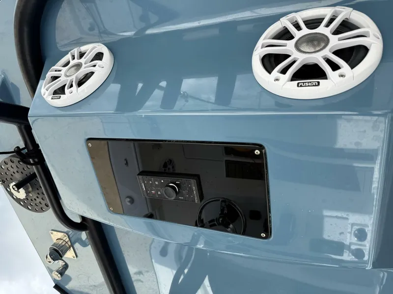 Slide: The Image of Front Runner 33 2023 - 5672608