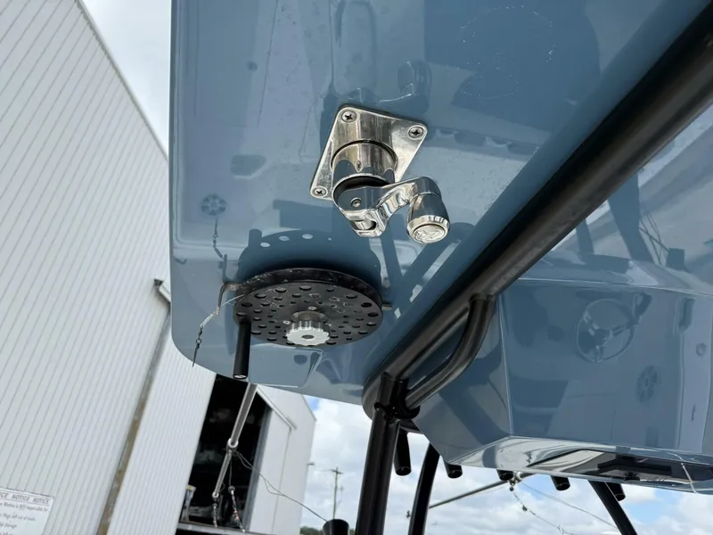 Slide: The Image of Front Runner 33 2023 - 5672610