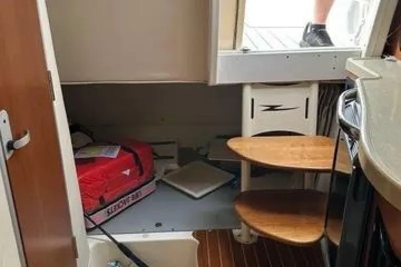 Slide: The Image of Hydra-Sports 33VX 2005 - 5575471