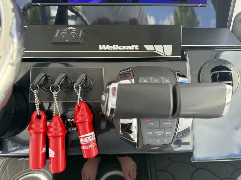 Slide: The Image of Wellcraft 352 Fisherman 2022 - 5588288