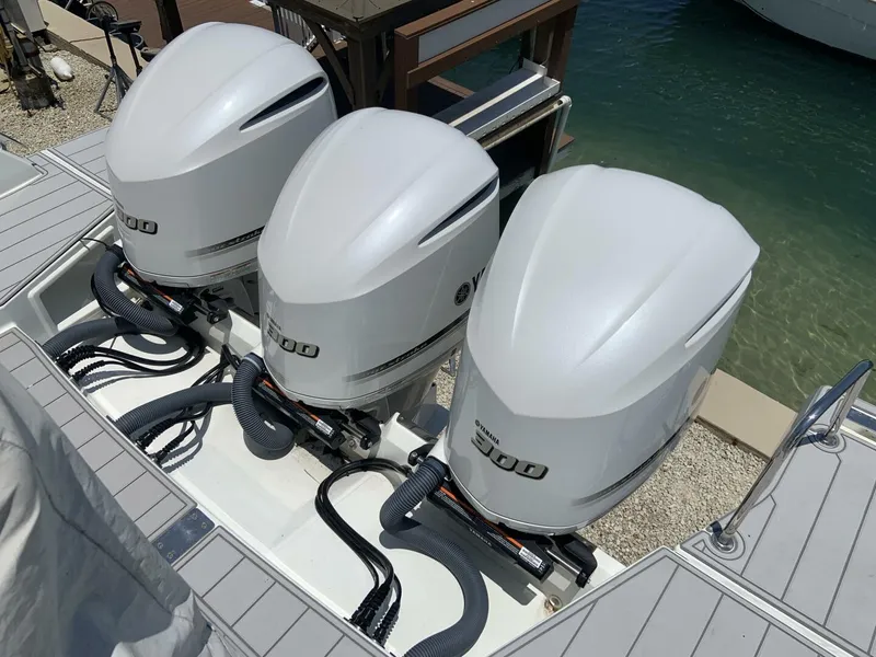 Slide: The Image of Jeanneau Leader 12.5 WA 2021 - 5576046