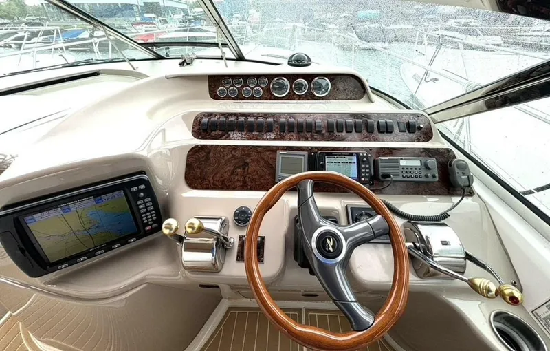 Slide: The Image of Sea Ray 400 Sundancer 1998 - 5576324