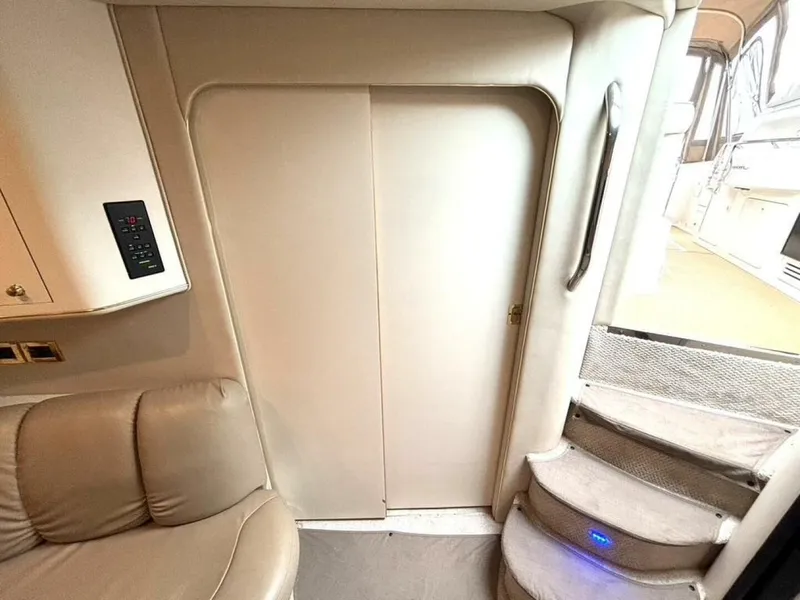 Slide: The Image of Sea Ray 400 Sundancer 1998 - 5576341