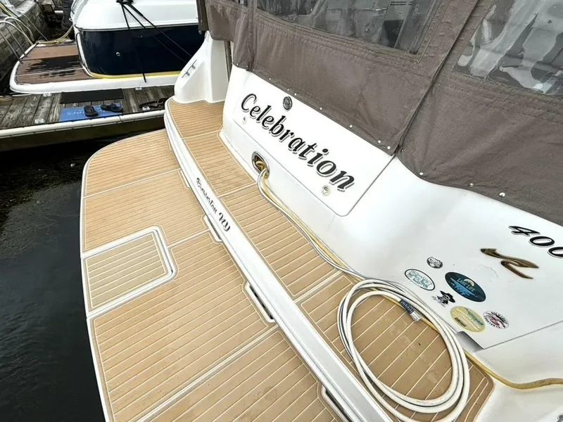 Slide: The Image of Sea Ray 400 Sundancer 1998 - 5576315