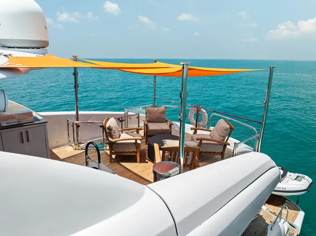 Slide: The Image of Lazzara 84 Skylounge 2006 - 109