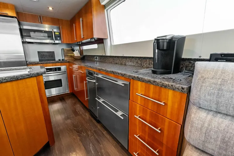 Slide: The Image of Lazzara 84 Skylounge 2006 - 5595207