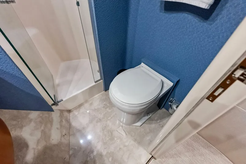 Slide: The Image of Lazzara 84 Skylounge 2006 - 5595267