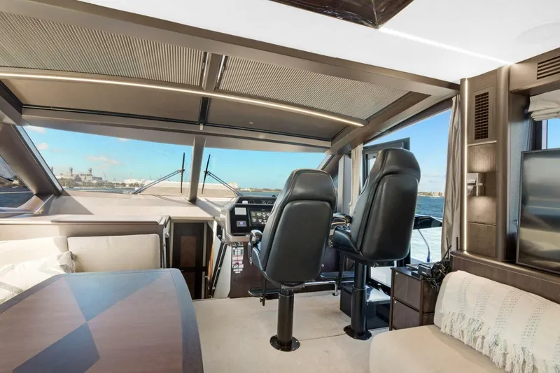 Slide: The Image of Galeon 680 Fly 2020 - 5600487