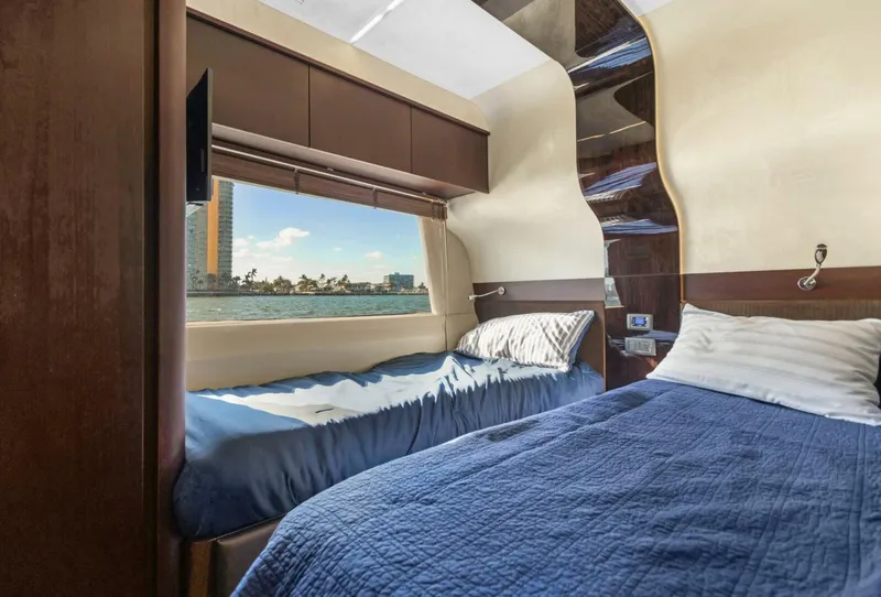 Slide: The Image of Galeon 680 Fly 2020 - 5600496