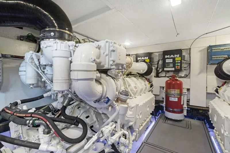 Slide: The Image of Galeon 680 Fly 2020 - 5600498