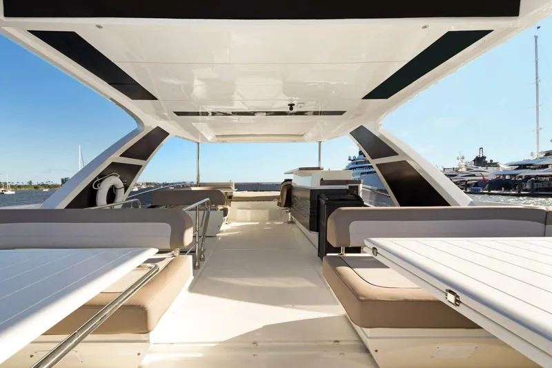 Slide: The Image of Galeon 680 Fly 2020 - 5600513
