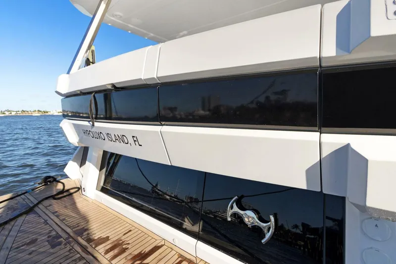 Slide: The Image of Galeon 680 Fly 2020 - 5600515