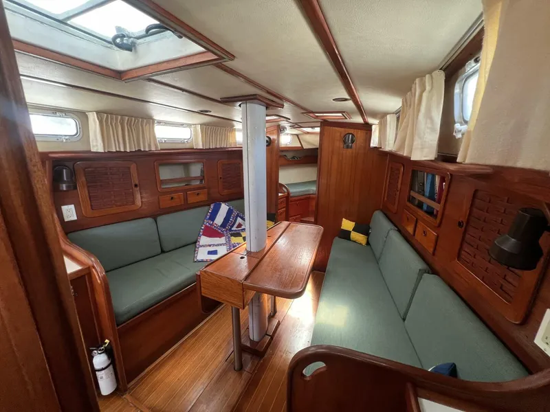 Slide: The Image of Sabre 38 1984 - 5576425