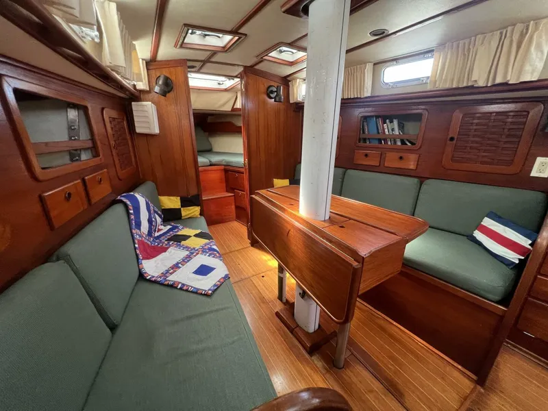 Slide: The Image of Sabre 38 1984 - 5576434