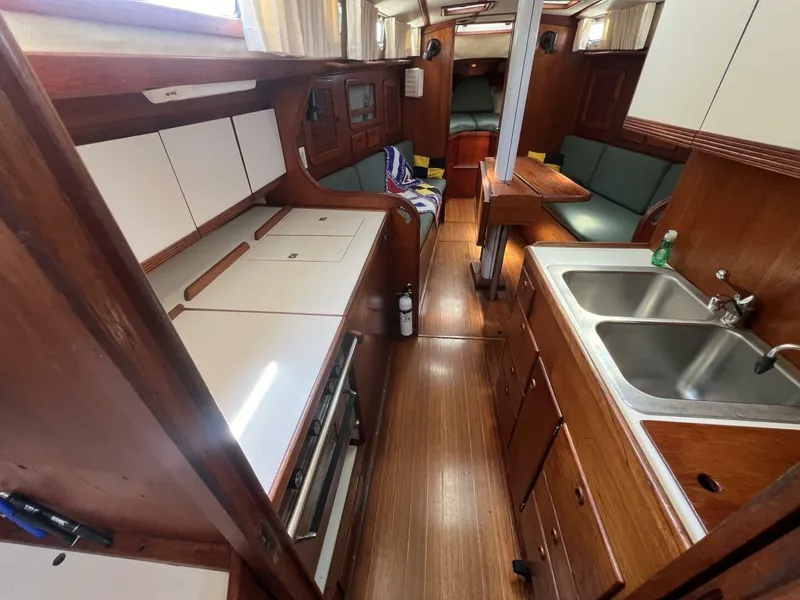 Slide: The Image of Sabre 38 1984 - 5576422