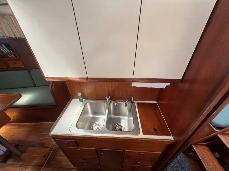 Slide: The Image of Sabre 38 1984 - 5576427