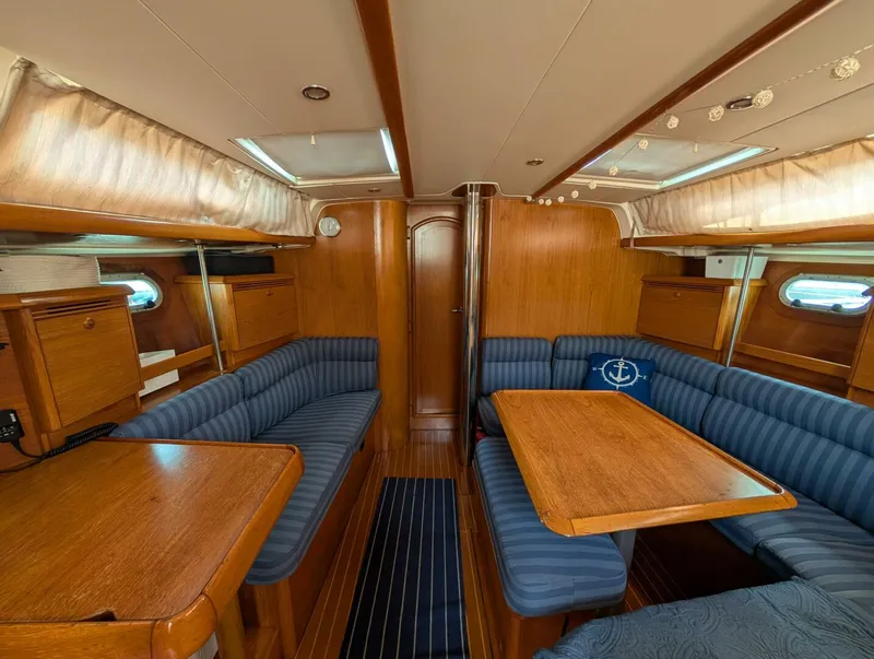 Slide: The Image of Jeanneau 43 Sun Odyssey 2001 - 5576696