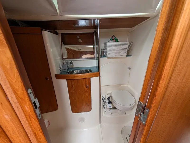 Slide: The Image of Jeanneau 43 Sun Odyssey 2001 - 5576701