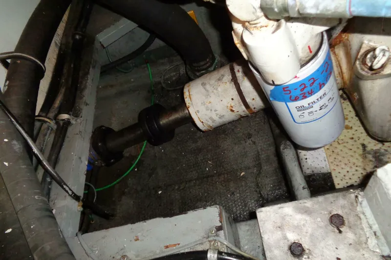 Slide: The Image of Hatteras 70 Cockpit Motor Yacht 1987 - 5577123