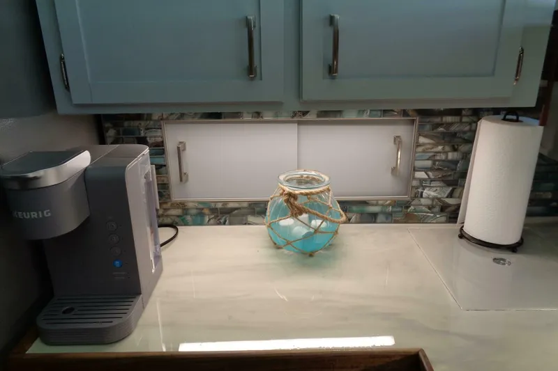 Slide: The Image of Hatteras 70 Cockpit Motor Yacht 1987 - 5577068