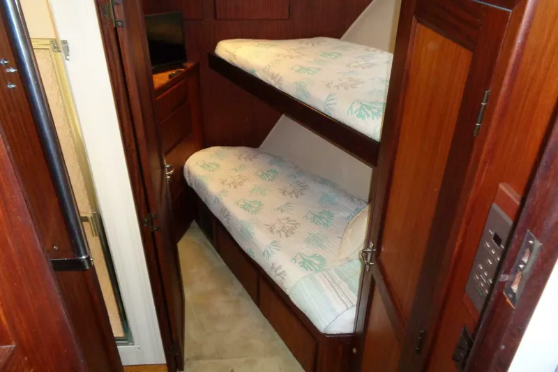 Slide: The Image of Hatteras 70 Cockpit Motor Yacht 1987 - 5577083