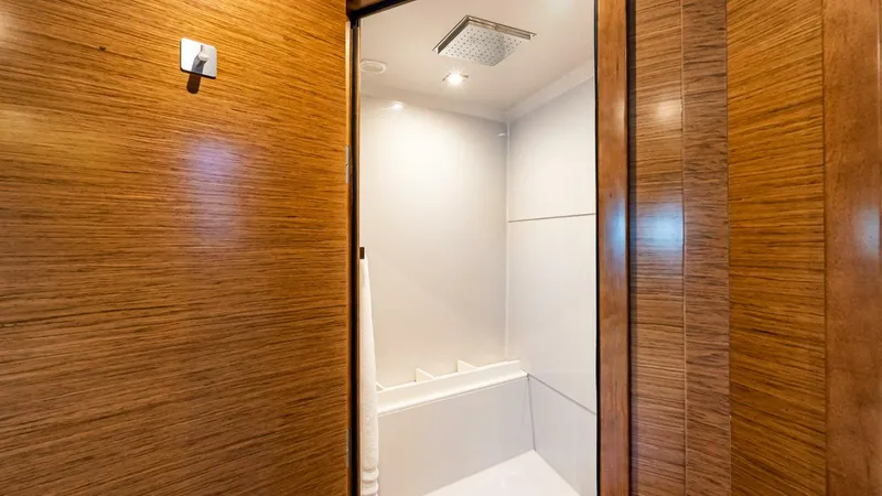 Slide: The Image of Cruisers 54 Cantius 2019 - 5594847