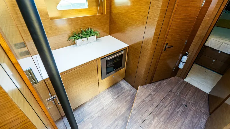 Slide: The Image of Cruisers 54 Cantius 2019 - 5594852