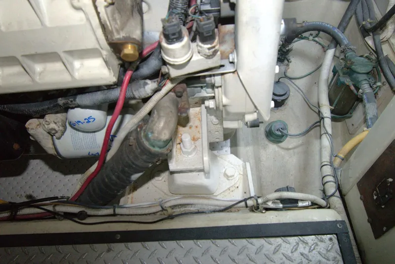 Slide: The Image of Carver 444 Cockpit Motor Yacht 2005 - 5580478