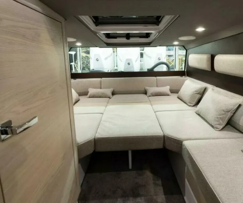 Slide: The Image of Axopar 45 Cross Top 2025 - 5578364