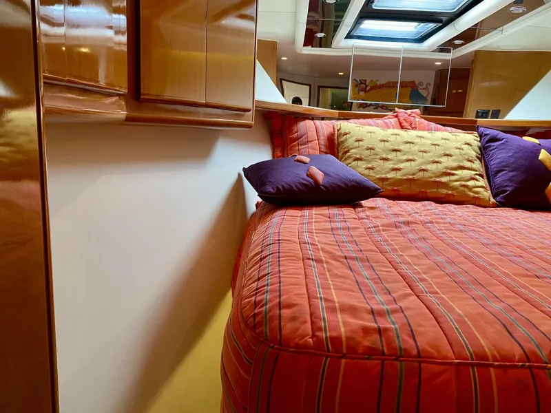 Slide: The Image of VIP Bed side - 5578481