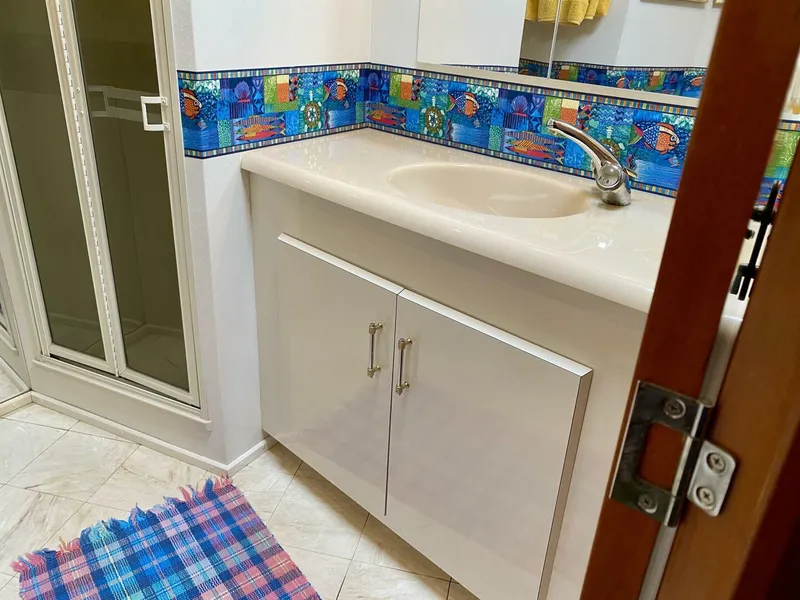 Slide: The Image of VIP Head - 5578485