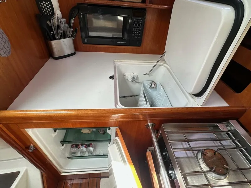 Slide: The Image of Beneteau 361 2001 - 5579500