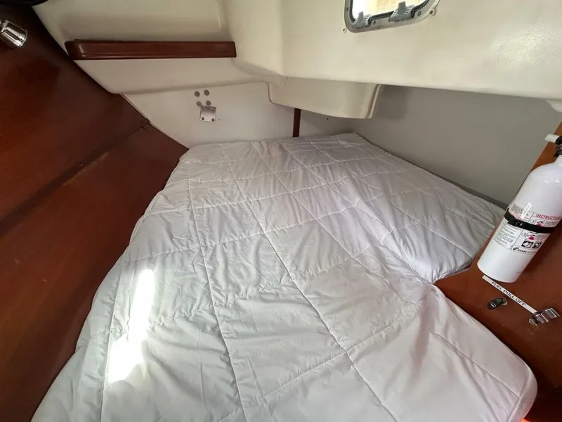 Slide: The Image of Beneteau 361 2001 - 5579510