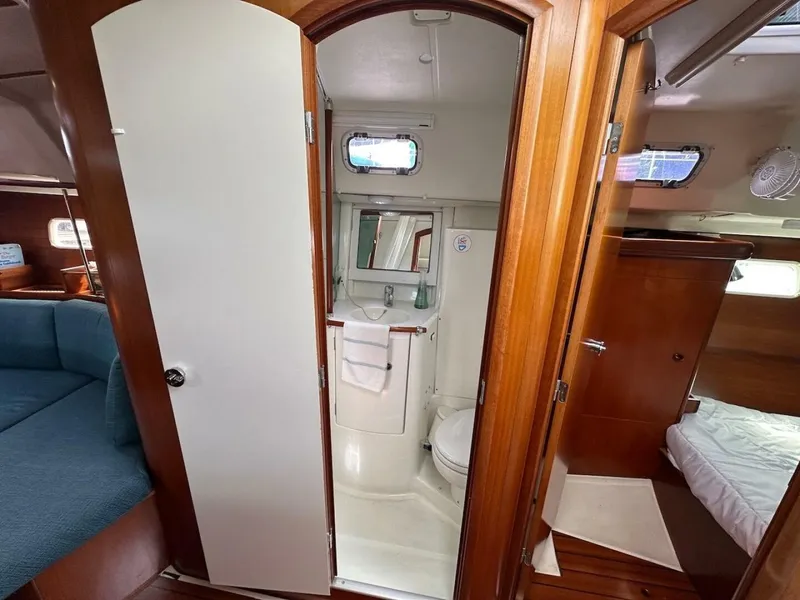 Slide: The Image of Beneteau 361 2001 - 5579511