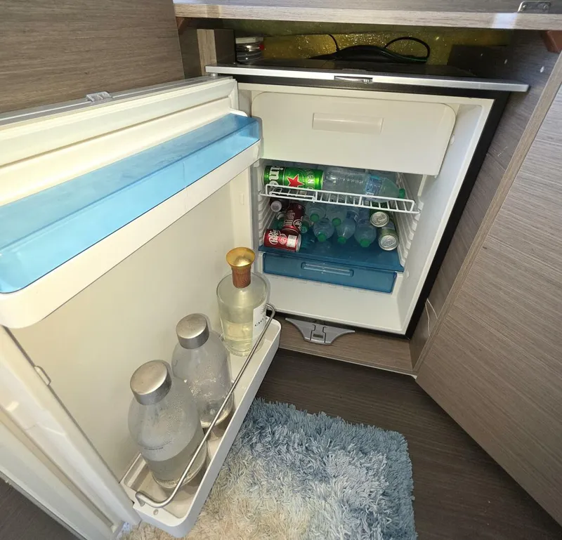 Slide: The Image of Wellcraft 355 Commuter 2024 - 5832190