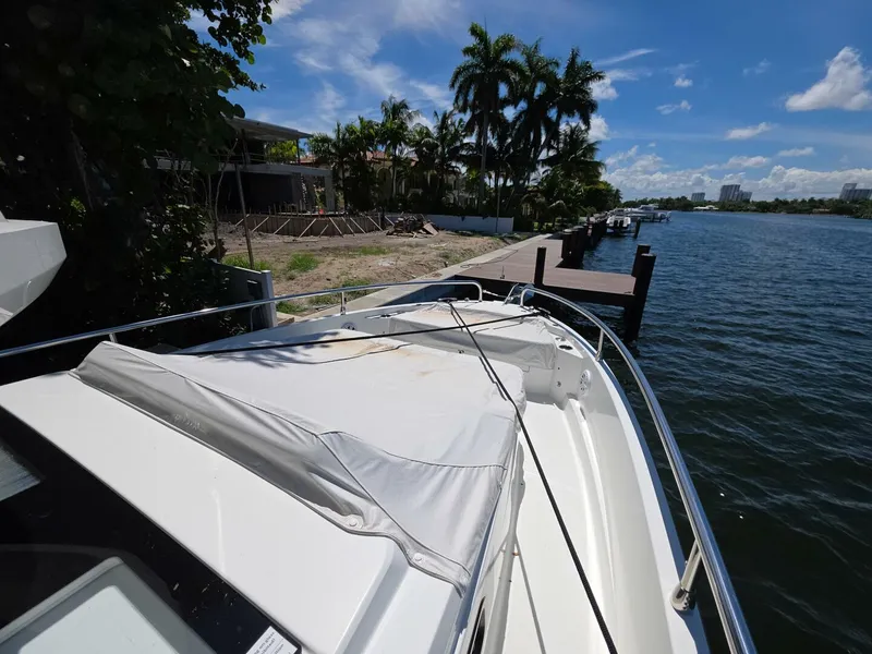 Slide: The Image of Wellcraft 355 Commuter 2024 - 5832188