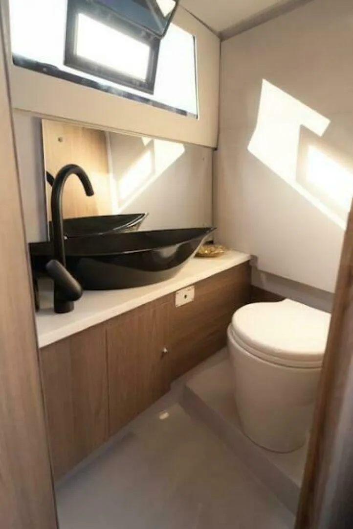 Slide: The Image of VIRTUE YACHTS V10 T-Tops Head - 5579559