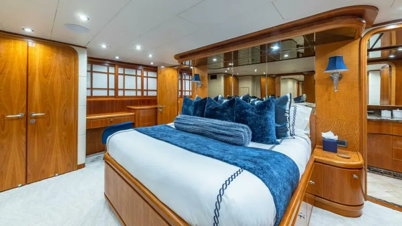 Slide: The Image of Master Looking Stbd. - 5579609