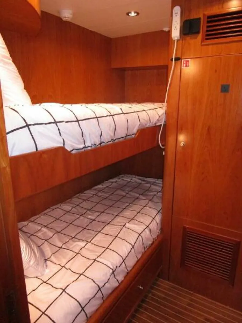 Slide: The Image of Crew Cabin - 5579641
