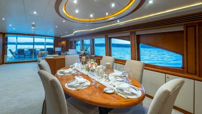Slide: The Image of Dining Salon Looking Aft - 5579591