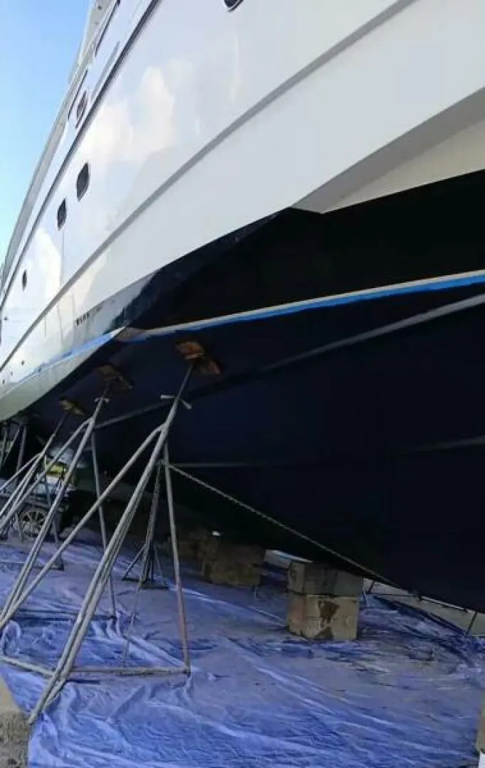 Slide: The Image of Hargrave Capri Skylounge 2004 - 5579669