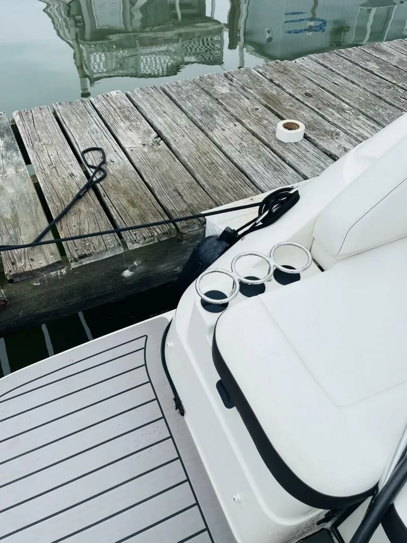 Slide: The Image of Sea Ray 25 2022 - 5579804