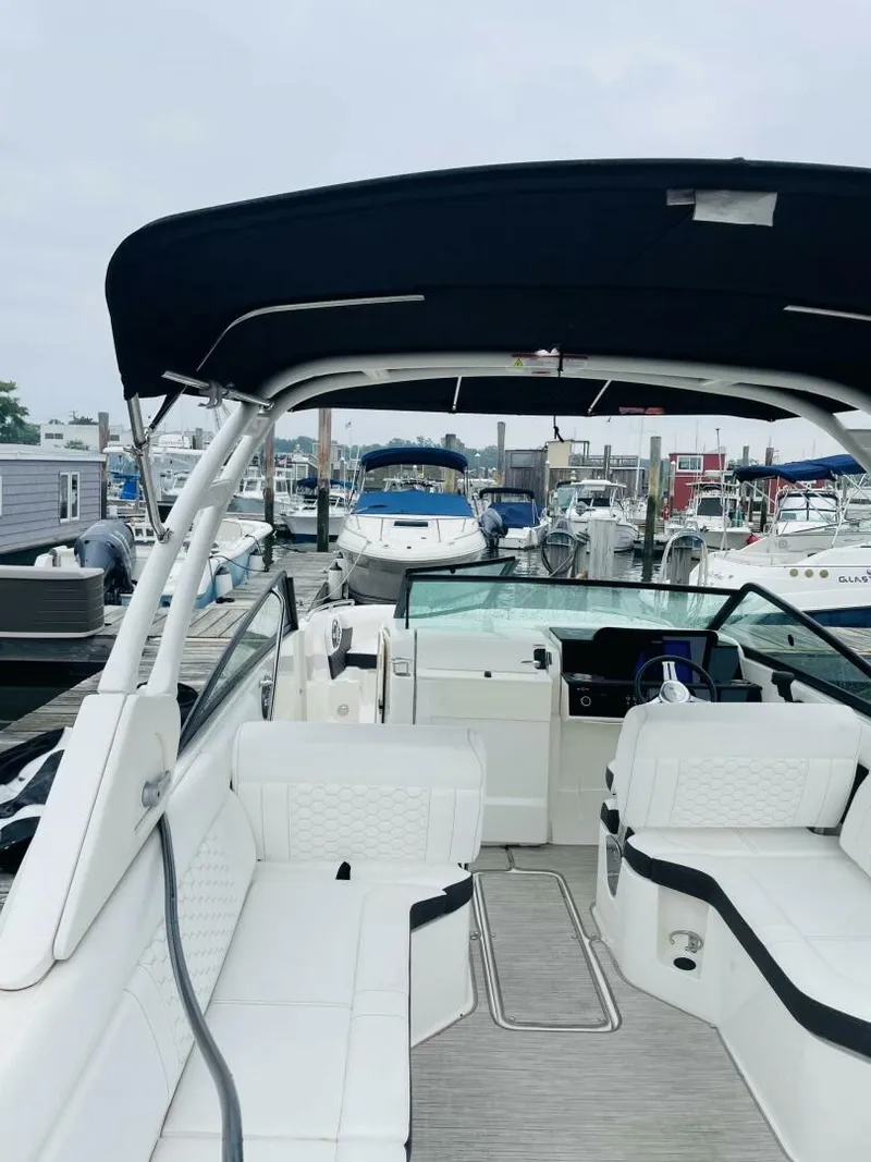 Slide: The Image of Sea Ray 25 2022 - 5579808