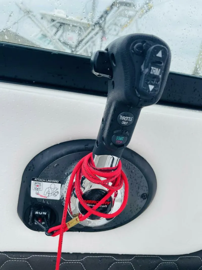 Slide: The Image of Sea Ray 25 2022 - 5579798