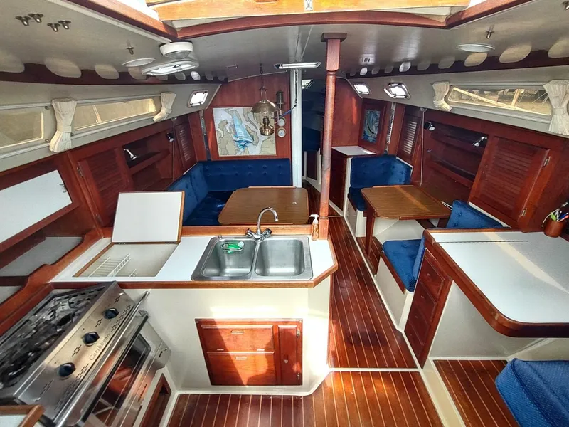 Slide: The Image of Catalina 36 1987 - 5580290