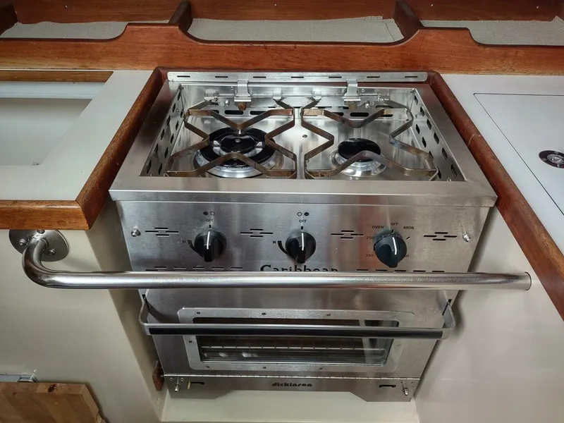 Slide: The Image of Catalina 36 1987 - 5580331