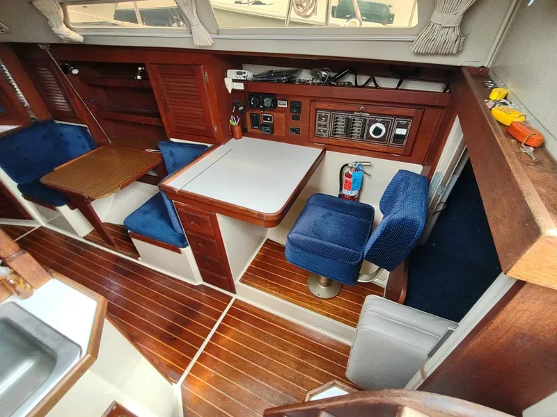 Slide: The Image of Catalina 36 1987 - 5580291